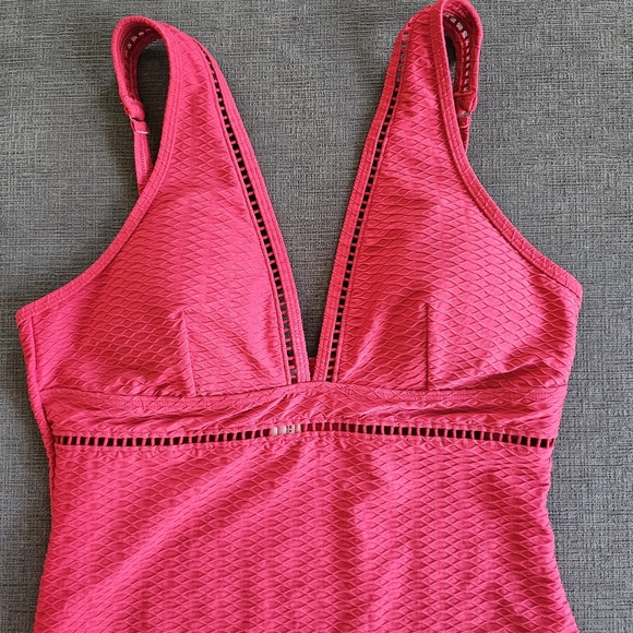 Sea Level Australia Women's Red ladder-stitched One-Piece Swimsuit Size  12 - Picture 7 of 13